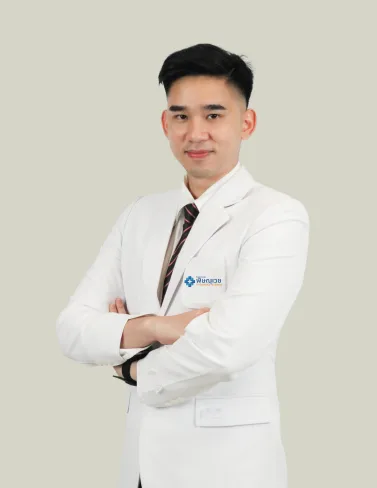 นพ. พีรศิลป์  โตวชิราภรณ์
